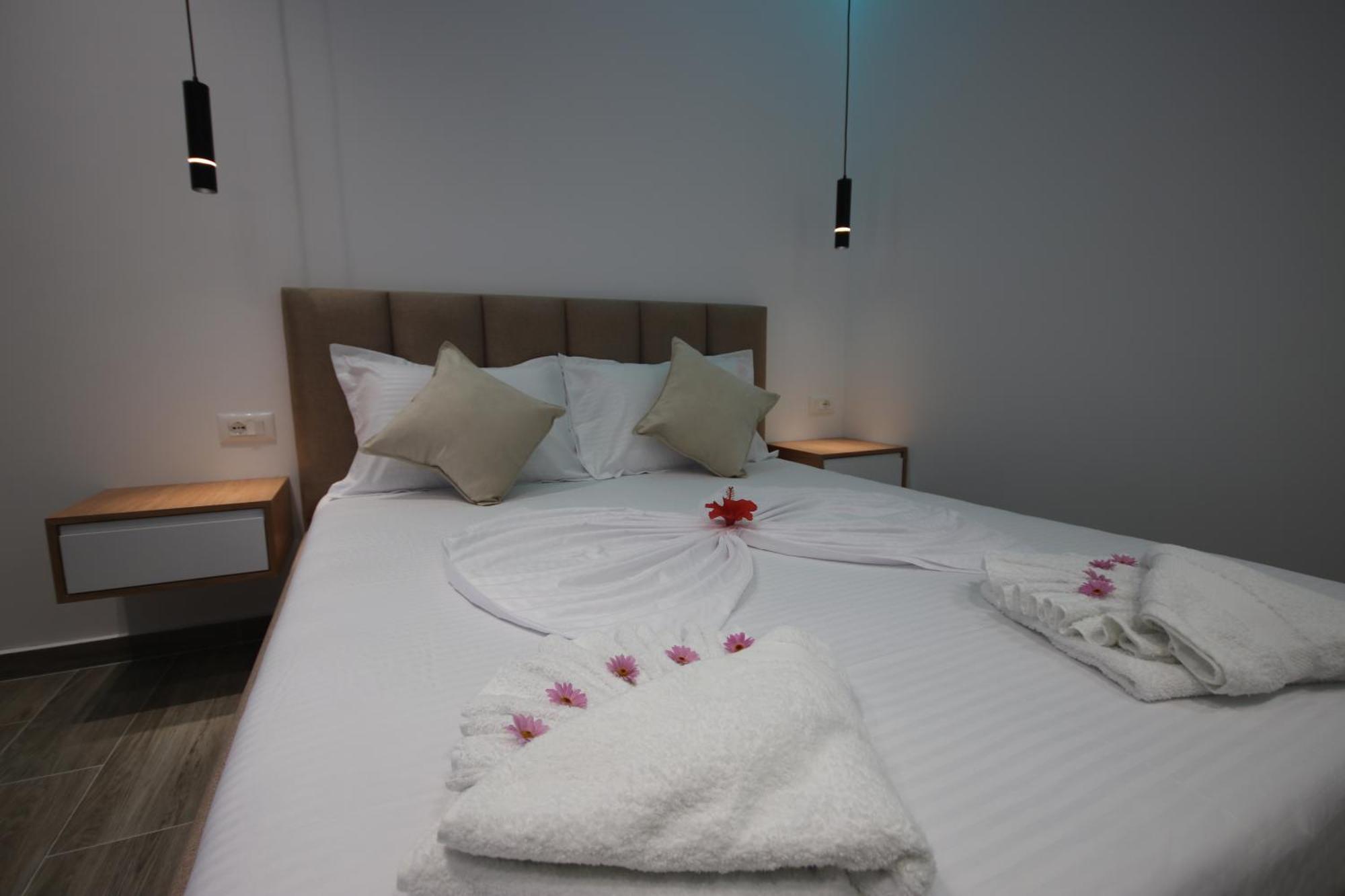 Klea Rooms Himarë Extérieur photo