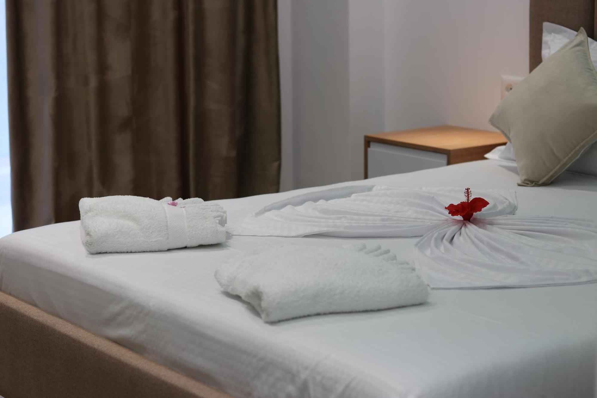 Klea Rooms Himarë Extérieur photo