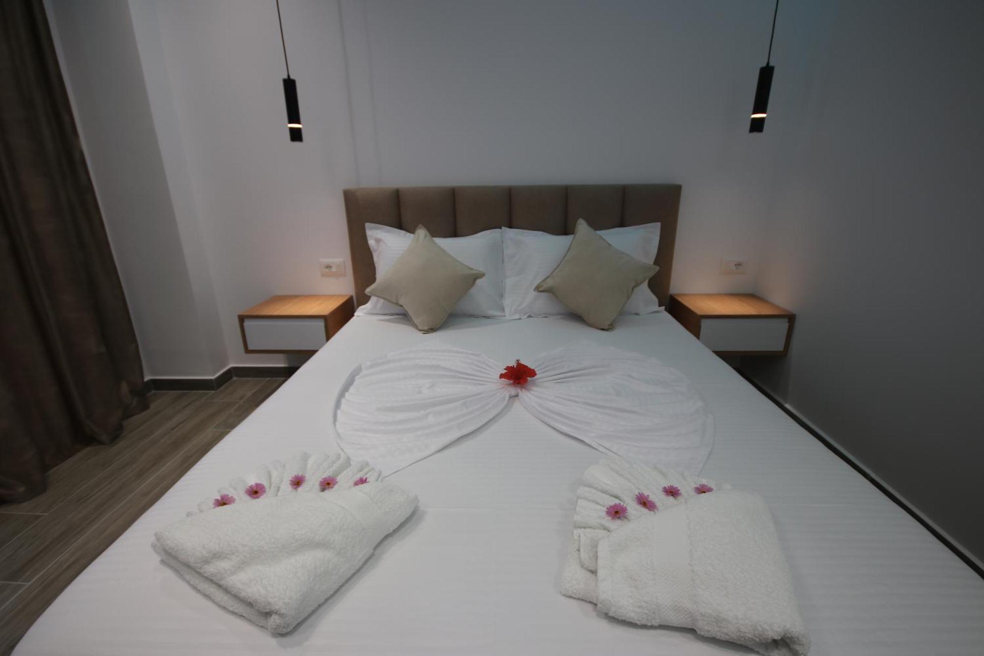 Klea Rooms Himarë Extérieur photo