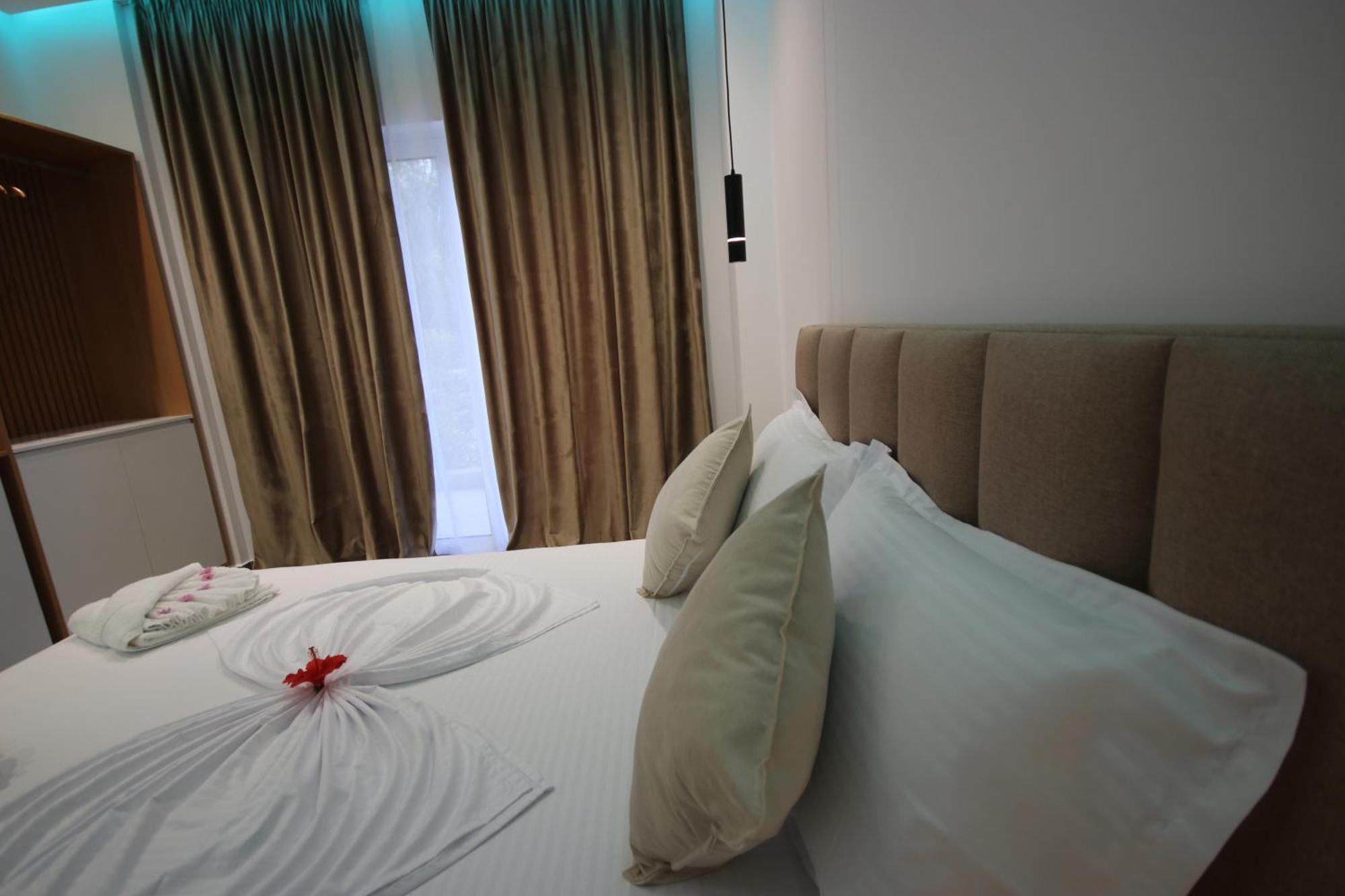 Klea Rooms Himarë Extérieur photo