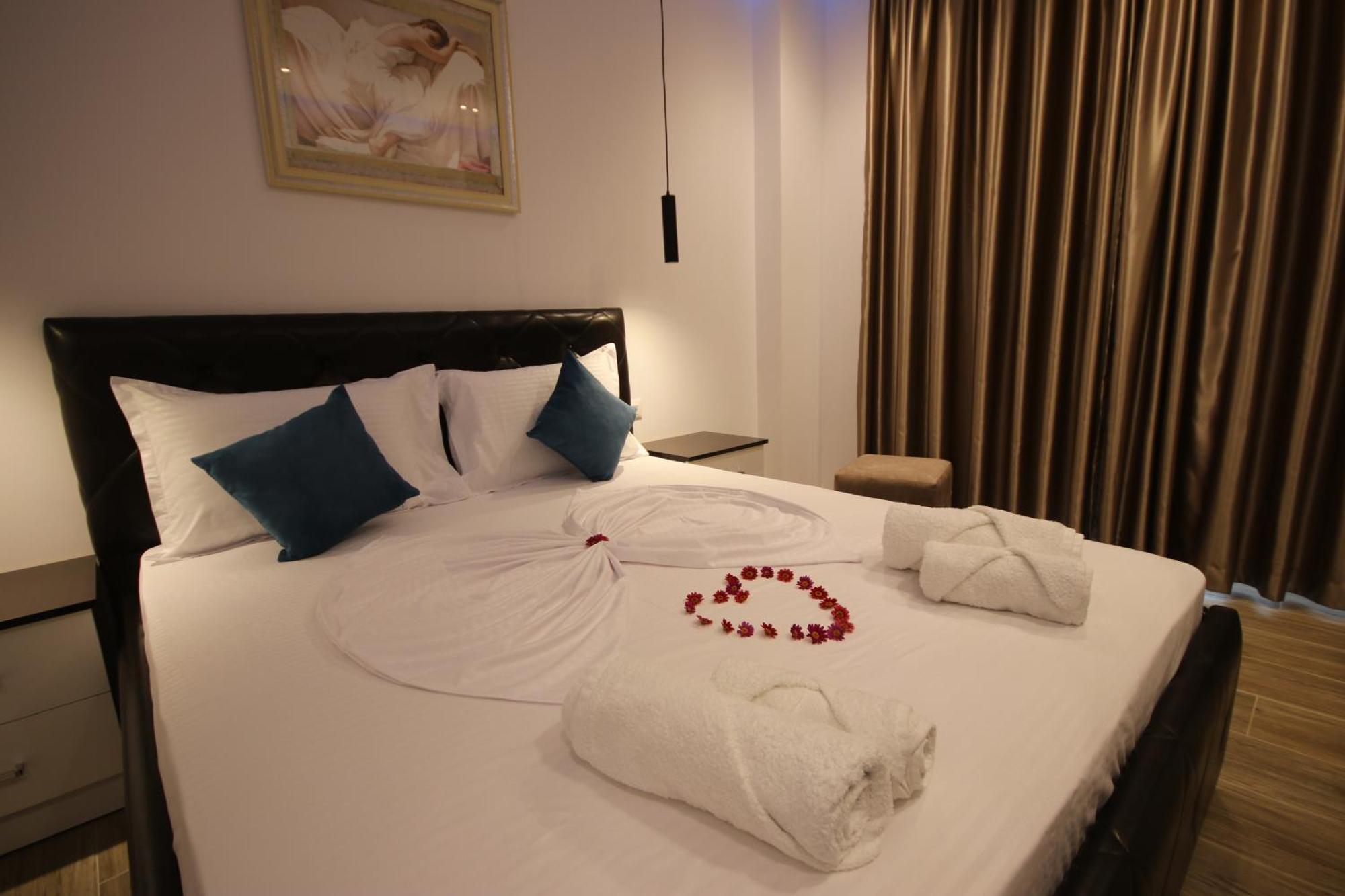Klea Rooms Himarë Extérieur photo