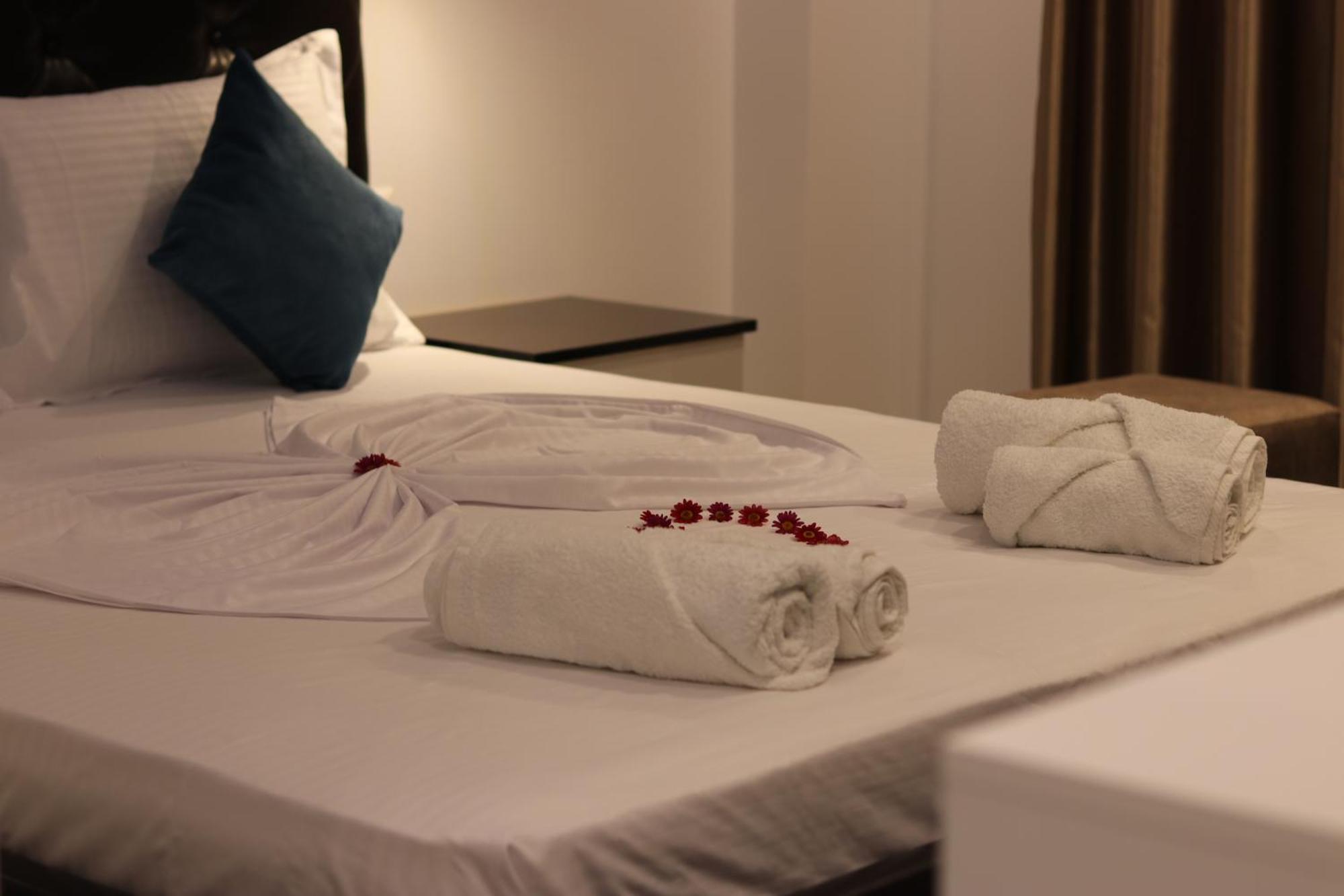 Klea Rooms Himarë Extérieur photo