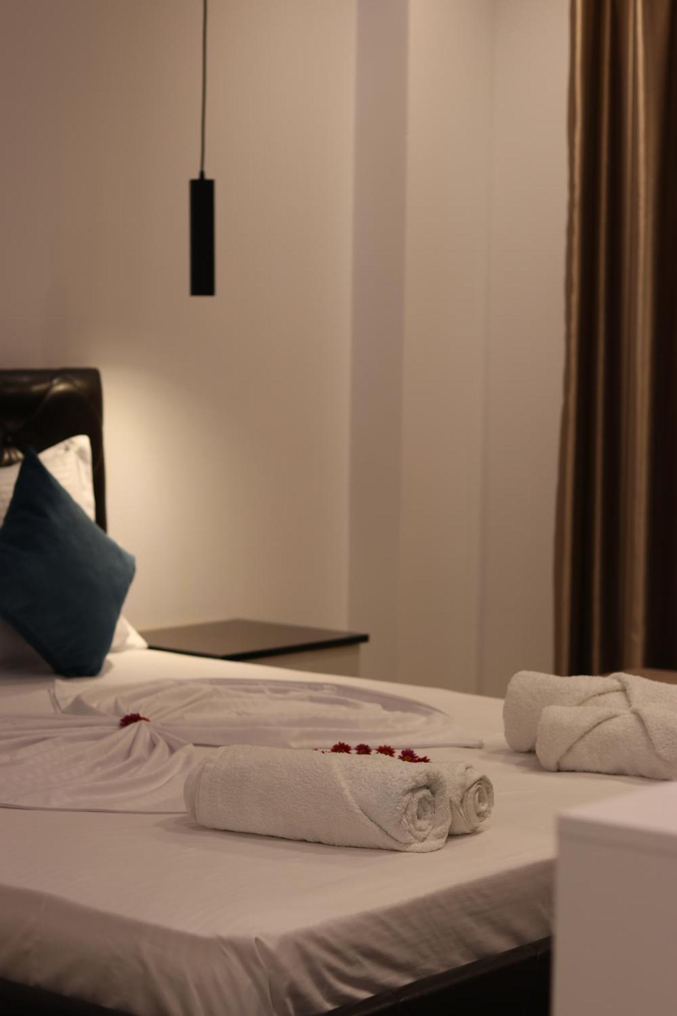 Klea Rooms Himarë Extérieur photo